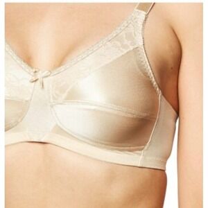 Amoena Womens‎ Nancy Bra Sz 50C Beige Unlined Wireless Classic Front Close 44739